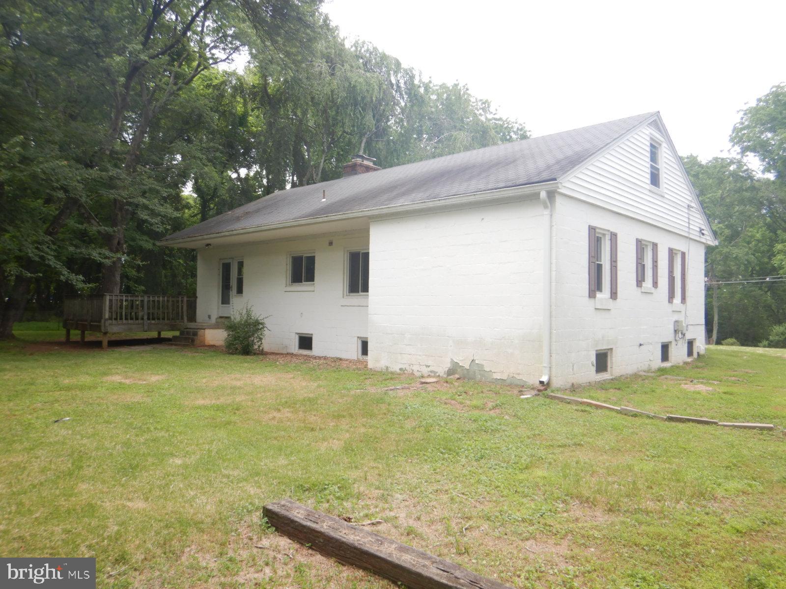 LAYTONSVILLE OUTSIDE - Residential