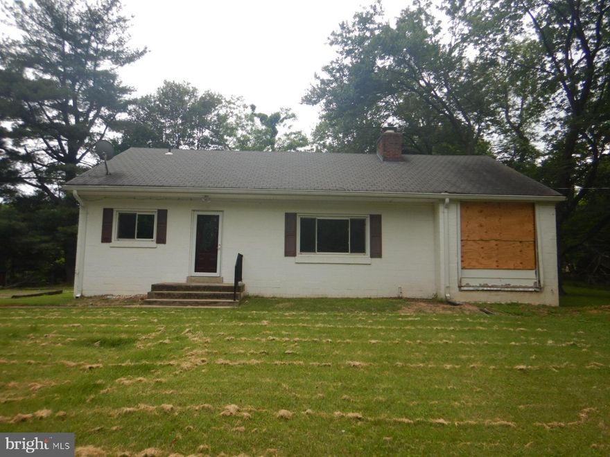 Property open for all offers from both owner occupants and investors. Property transfers strictly AS IS with no repairs or warranties.  Financed offers must include pre-qual and proof of funds. Cash offers must include proof of funds (remember to remove account numbers).  2 bedroom 1 bath bungalow with deck off the back surrounded by trees. with  driveway..  Transfer Fees and recordation taxes are 100% to the purchaser