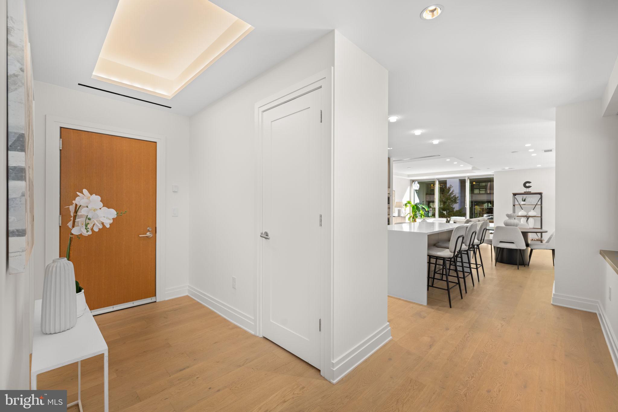 2501 M STREET NW T04