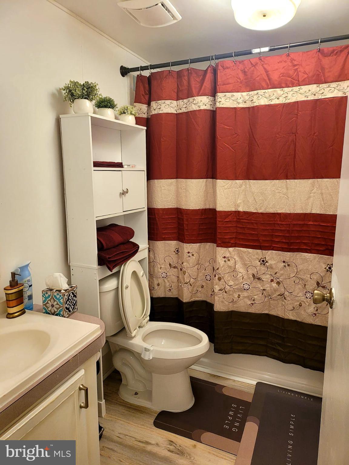 MIDWAY MOBILE VILLAGE - Residential