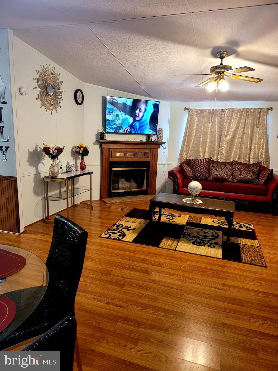 MIDWAY MOBILE VILLAGE - Residential