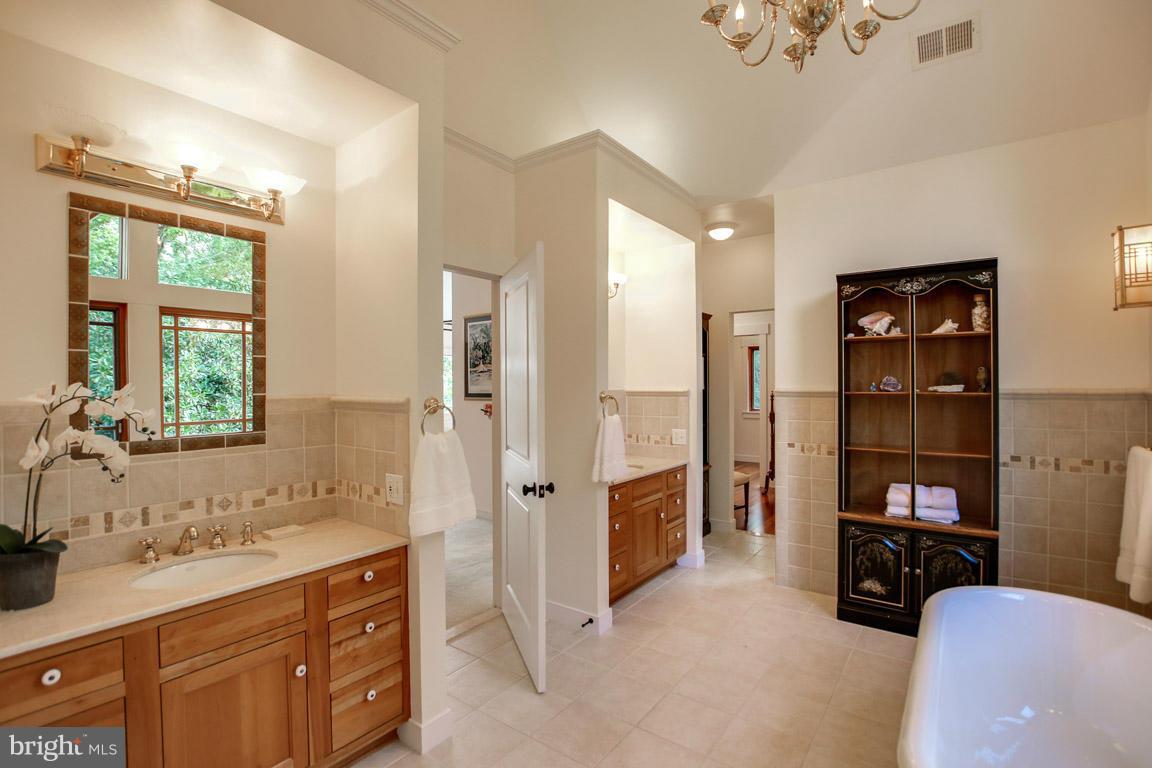 BYWATER ESTATES - Residential