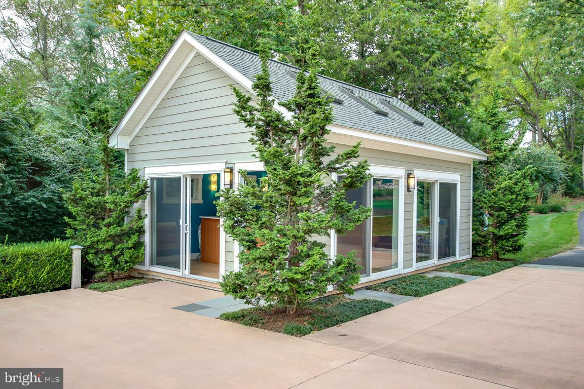 BYWATER ESTATES - Residential