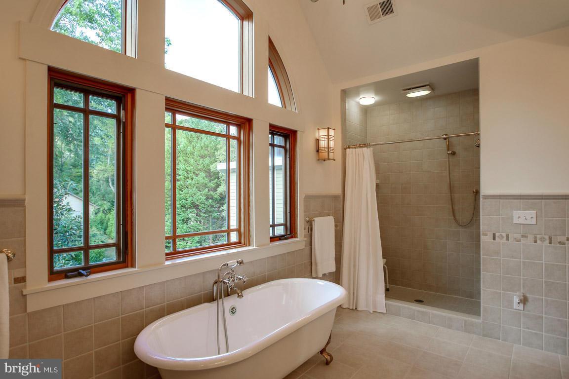 BYWATER ESTATES - Residential