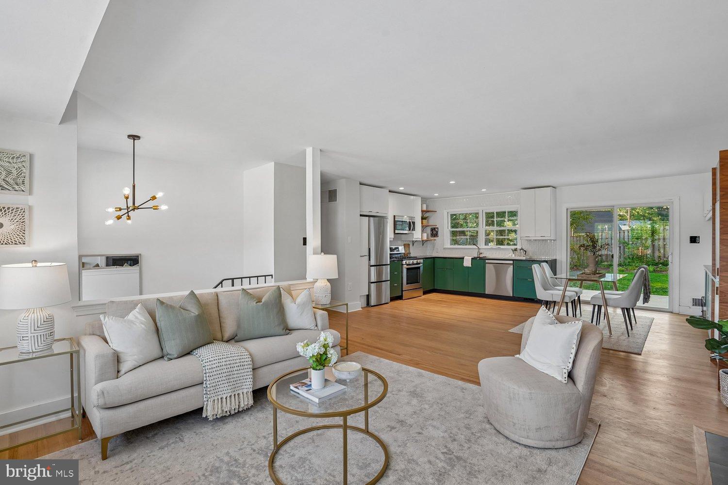 10316 MONROE COURT