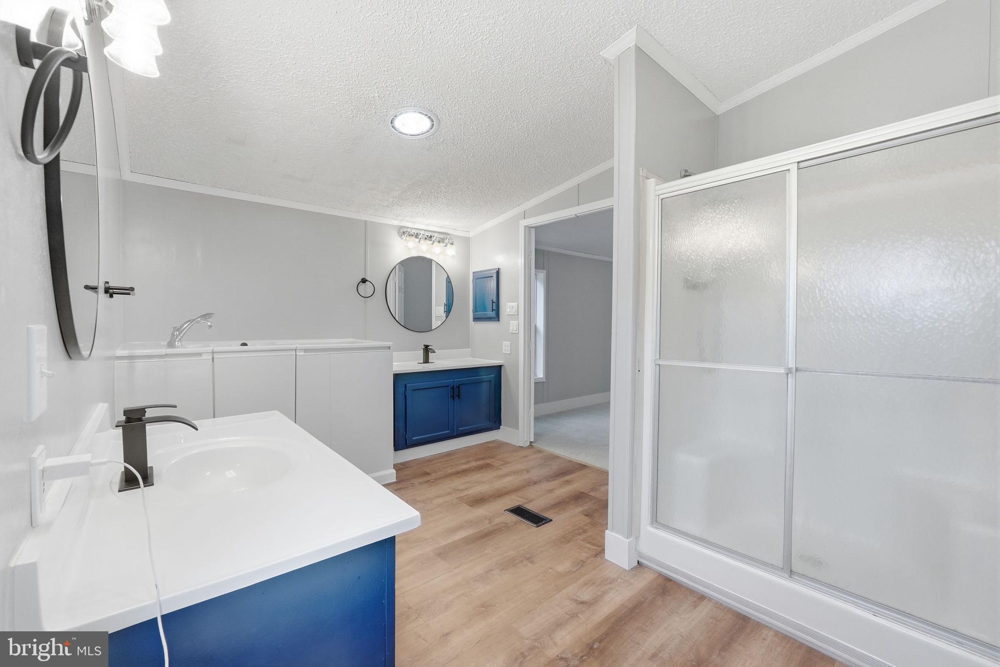 BOONES ESTATES - Residential