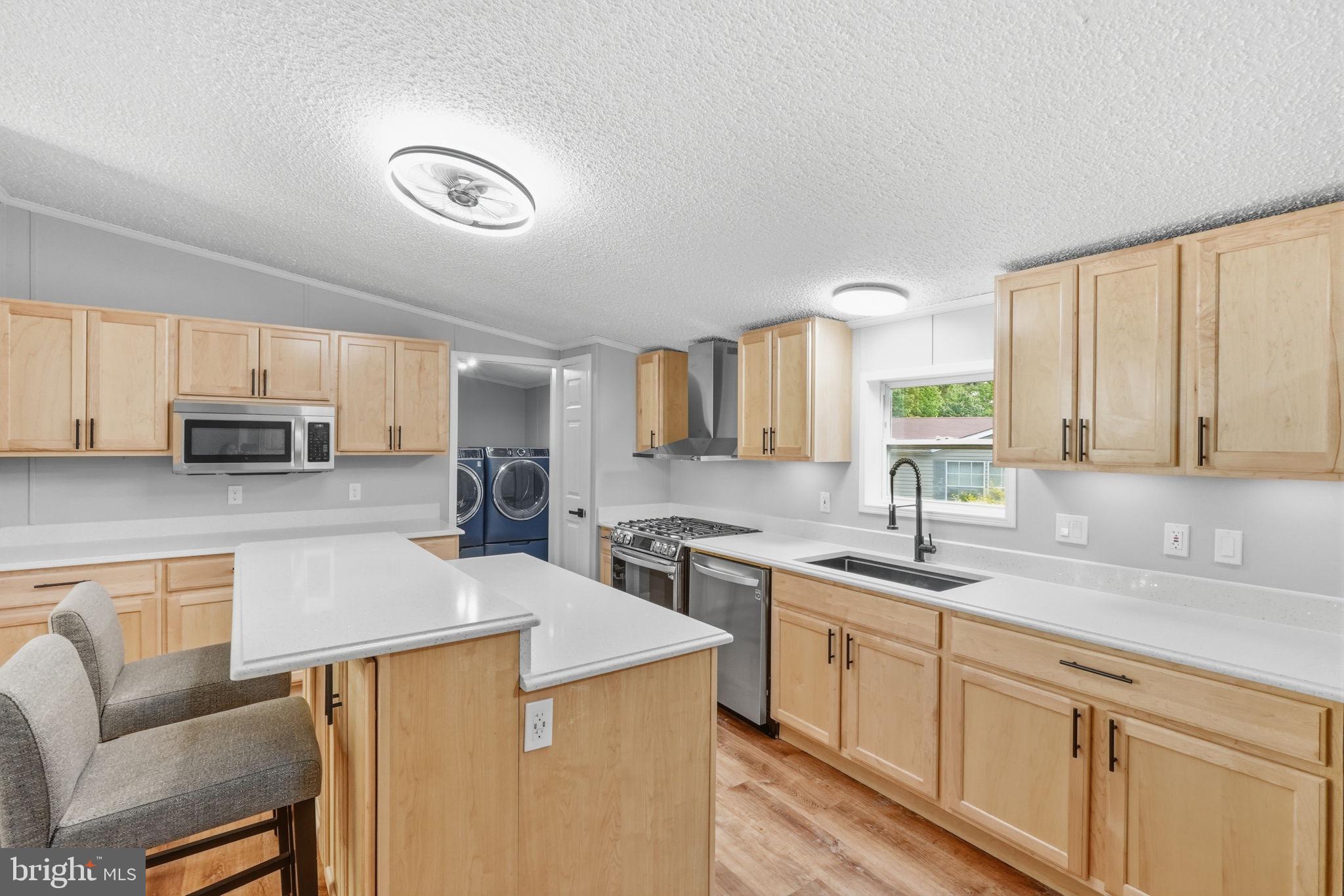BOONES ESTATES - Residential