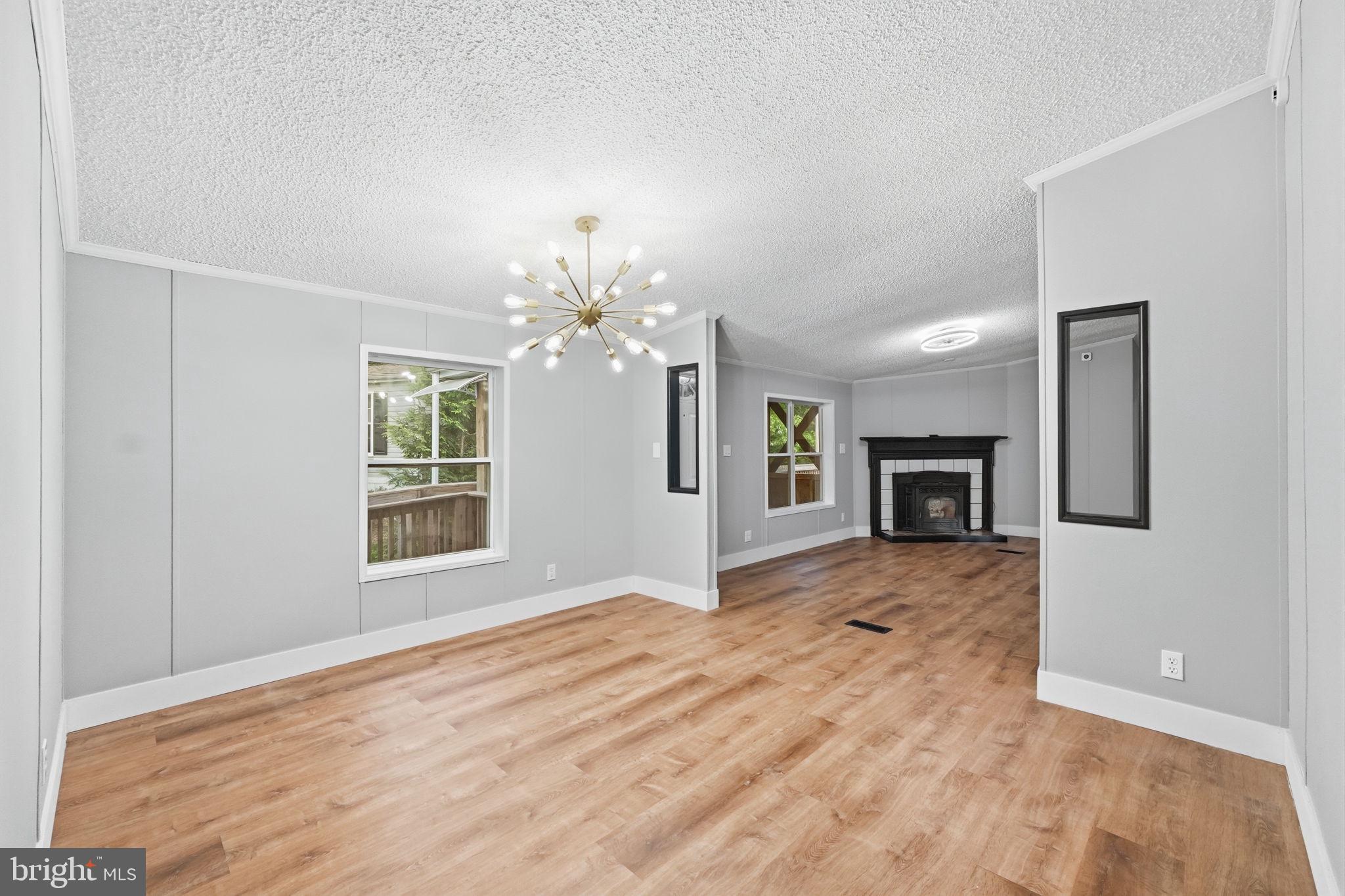 BOONES ESTATES - Residential