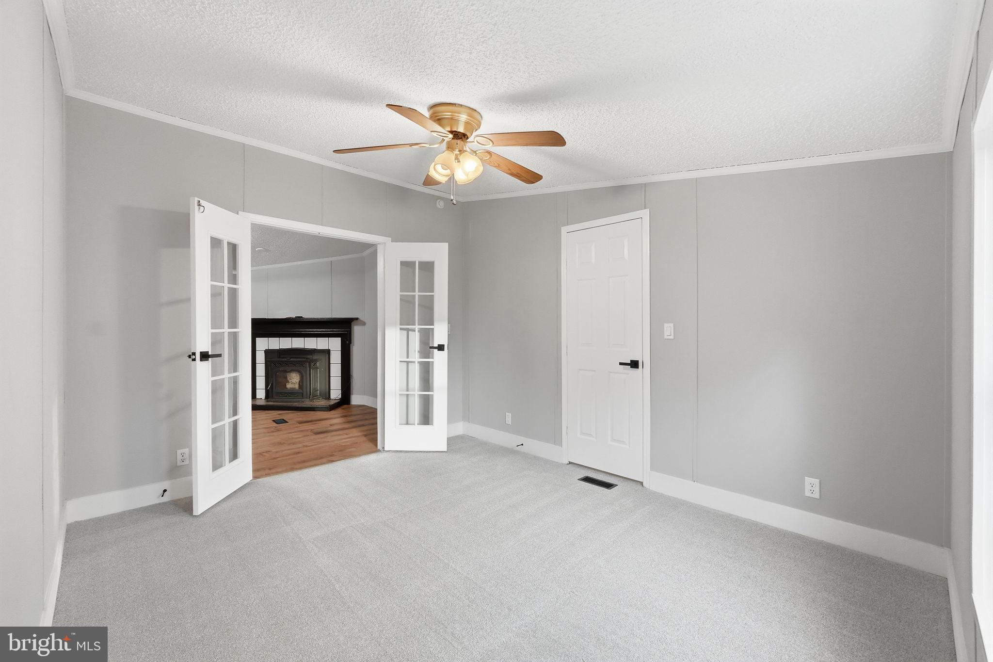 BOONES ESTATES - Residential
