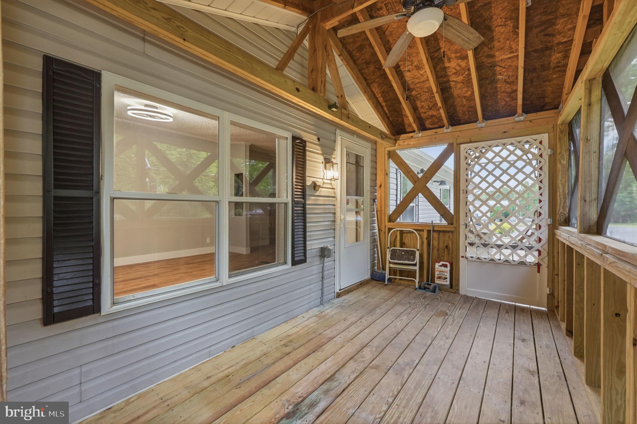 BOONES ESTATES - Residential