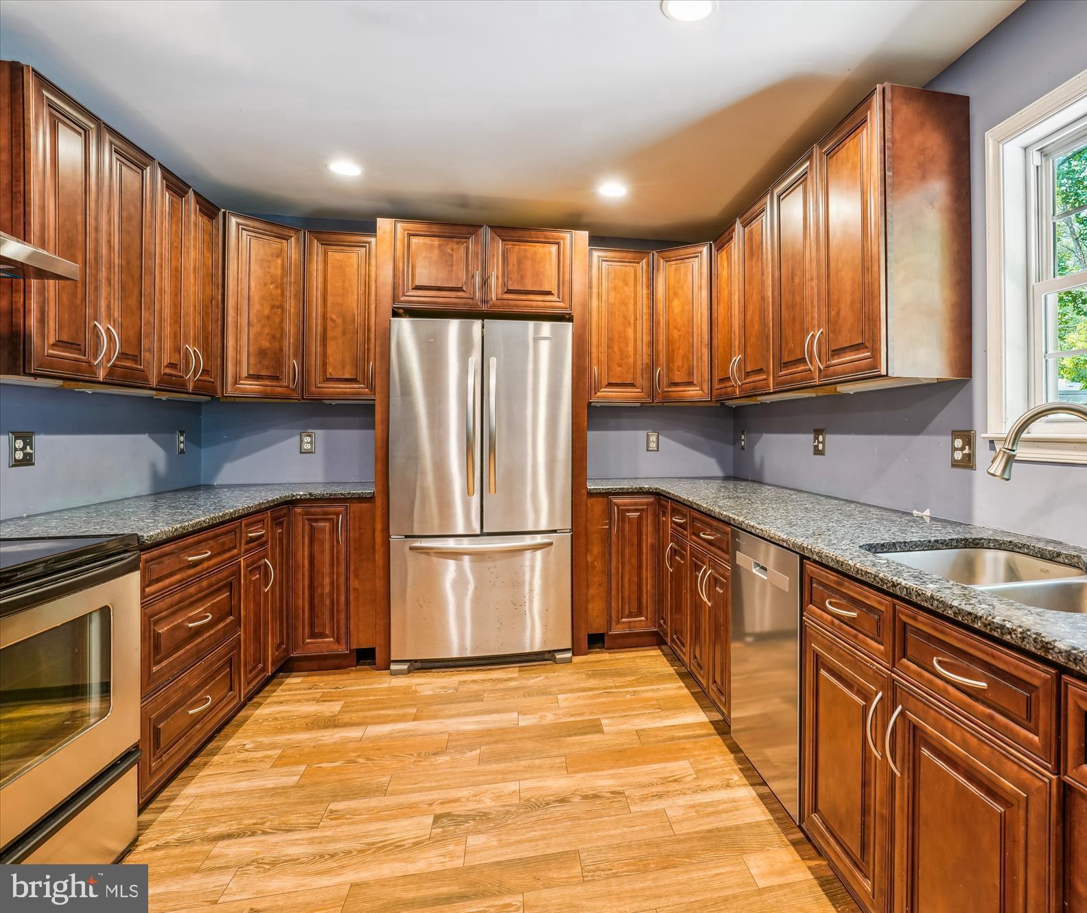 DRUM POINT - Residential