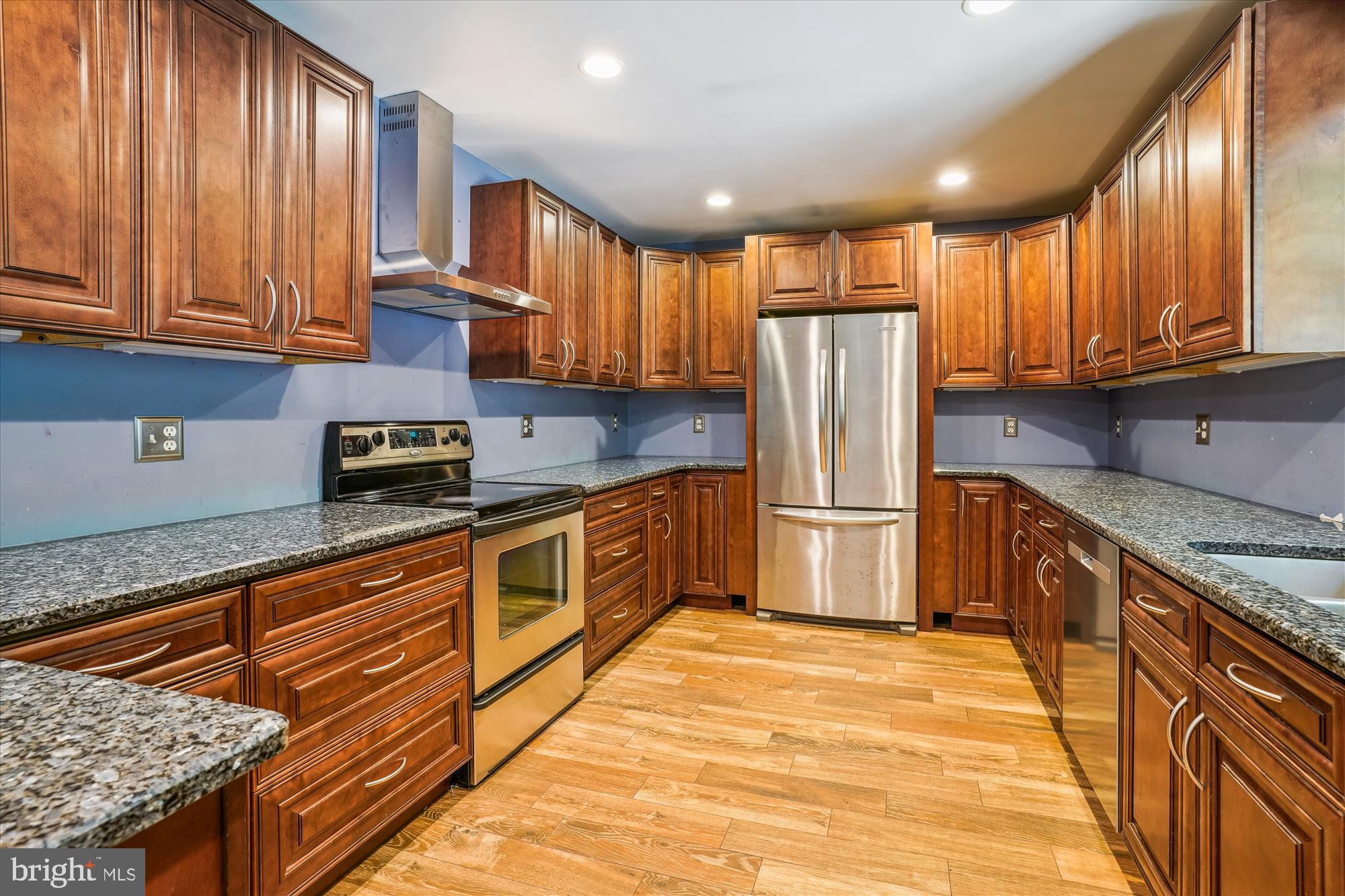 DRUM POINT - Residential