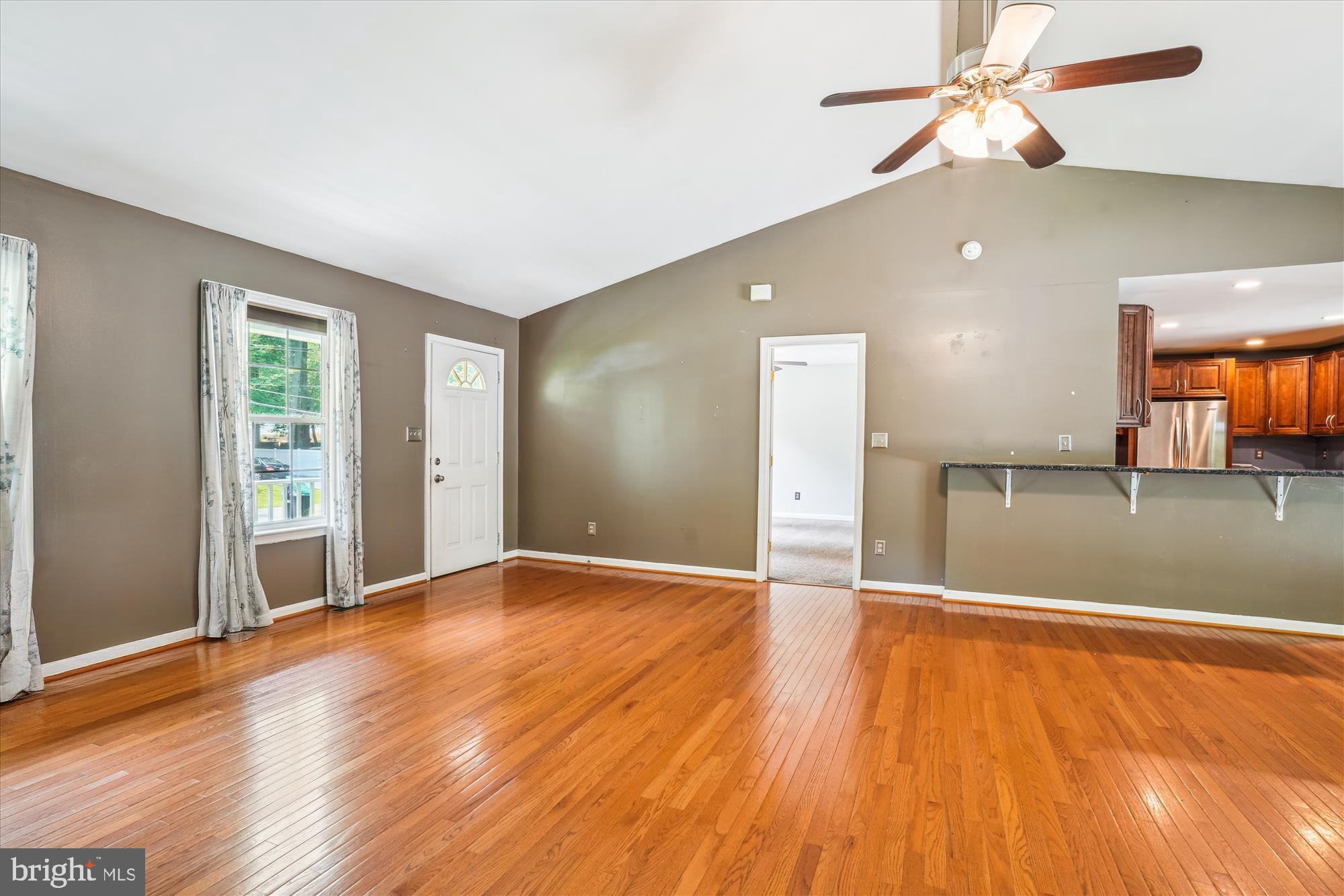 DRUM POINT - Residential