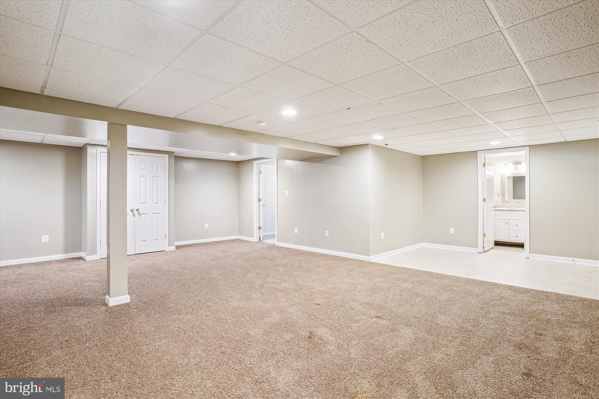 DRUM POINT - Residential