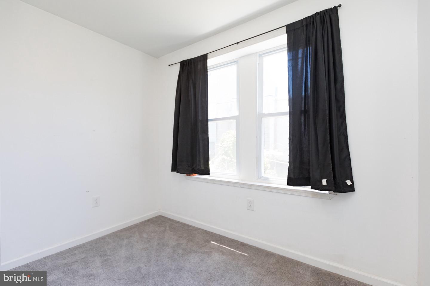 POINT BREEZE - Residential Lease