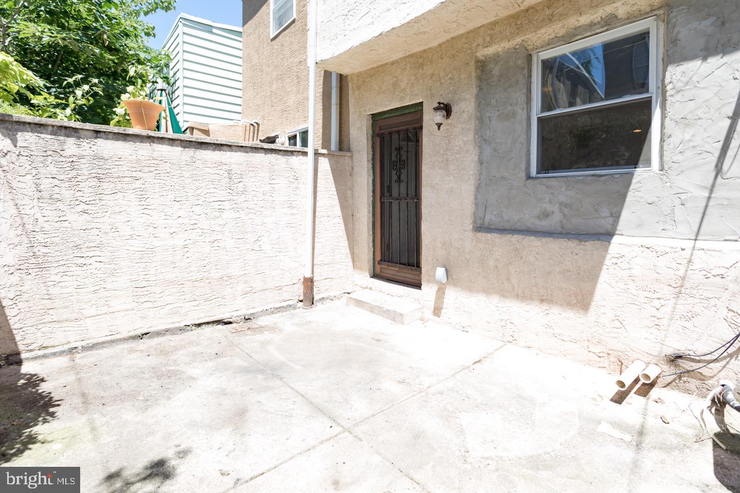 POINT BREEZE - Residential Lease