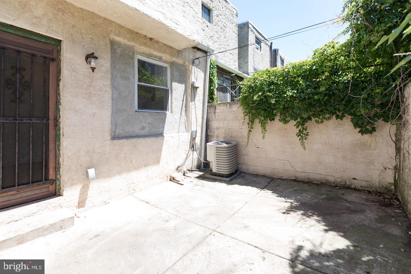 POINT BREEZE - Residential Lease