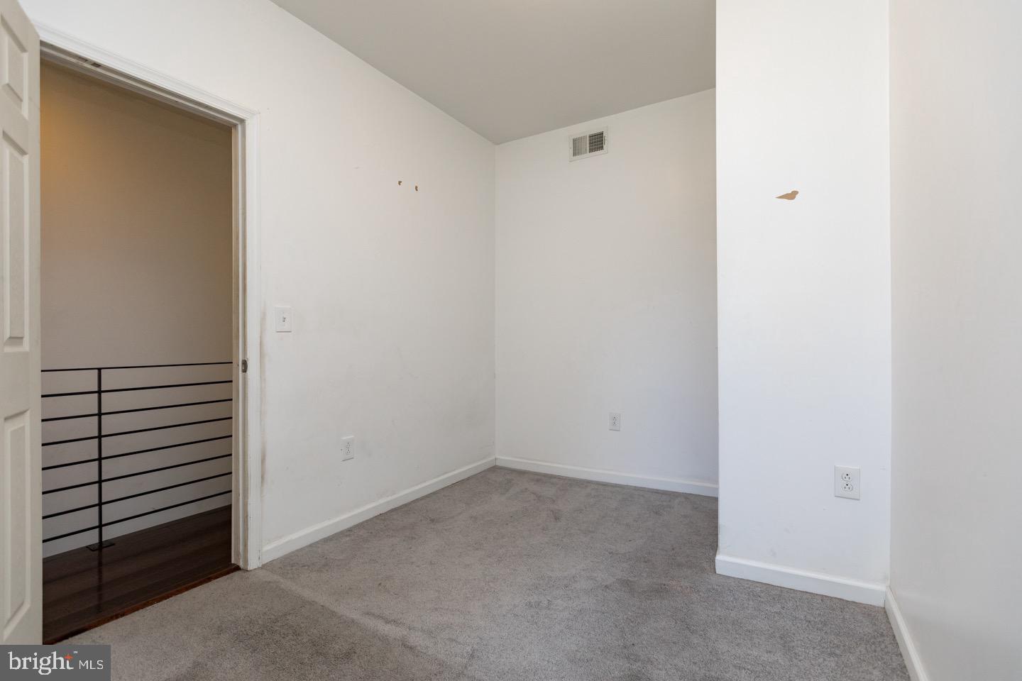 POINT BREEZE - Residential Lease