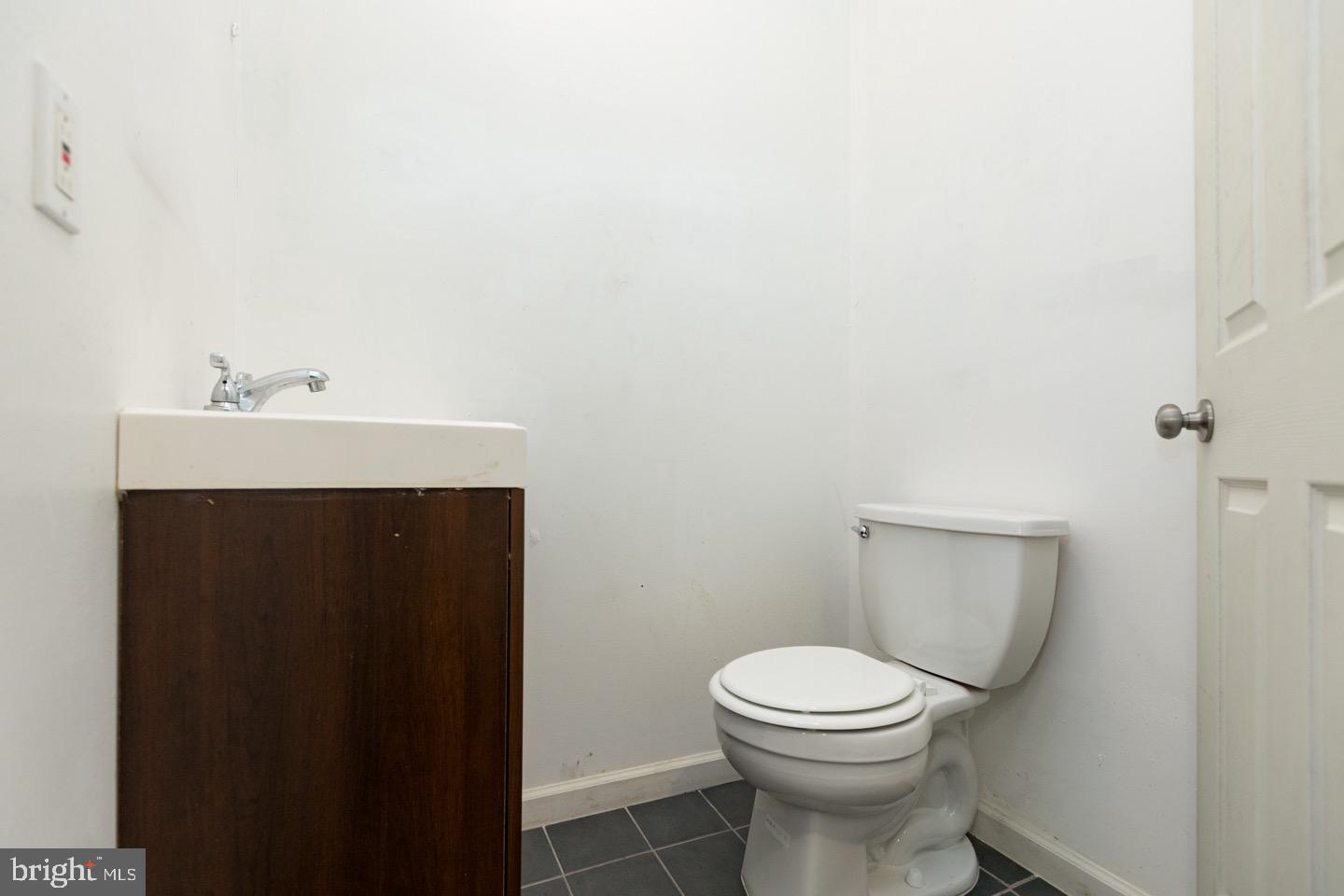 POINT BREEZE - Residential Lease