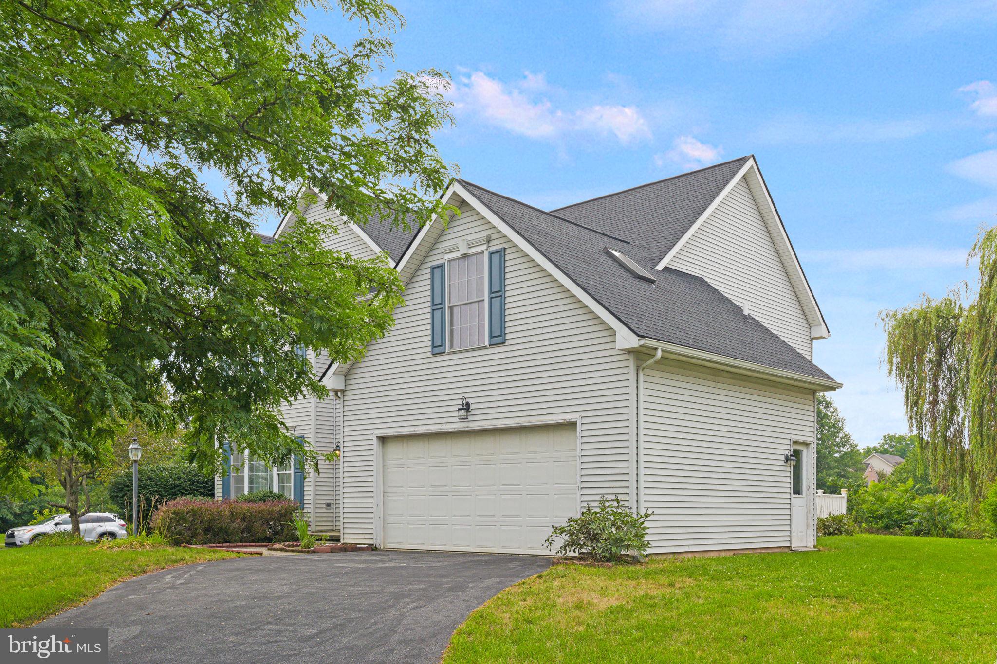 1980 CREEK HOLLOW LANE