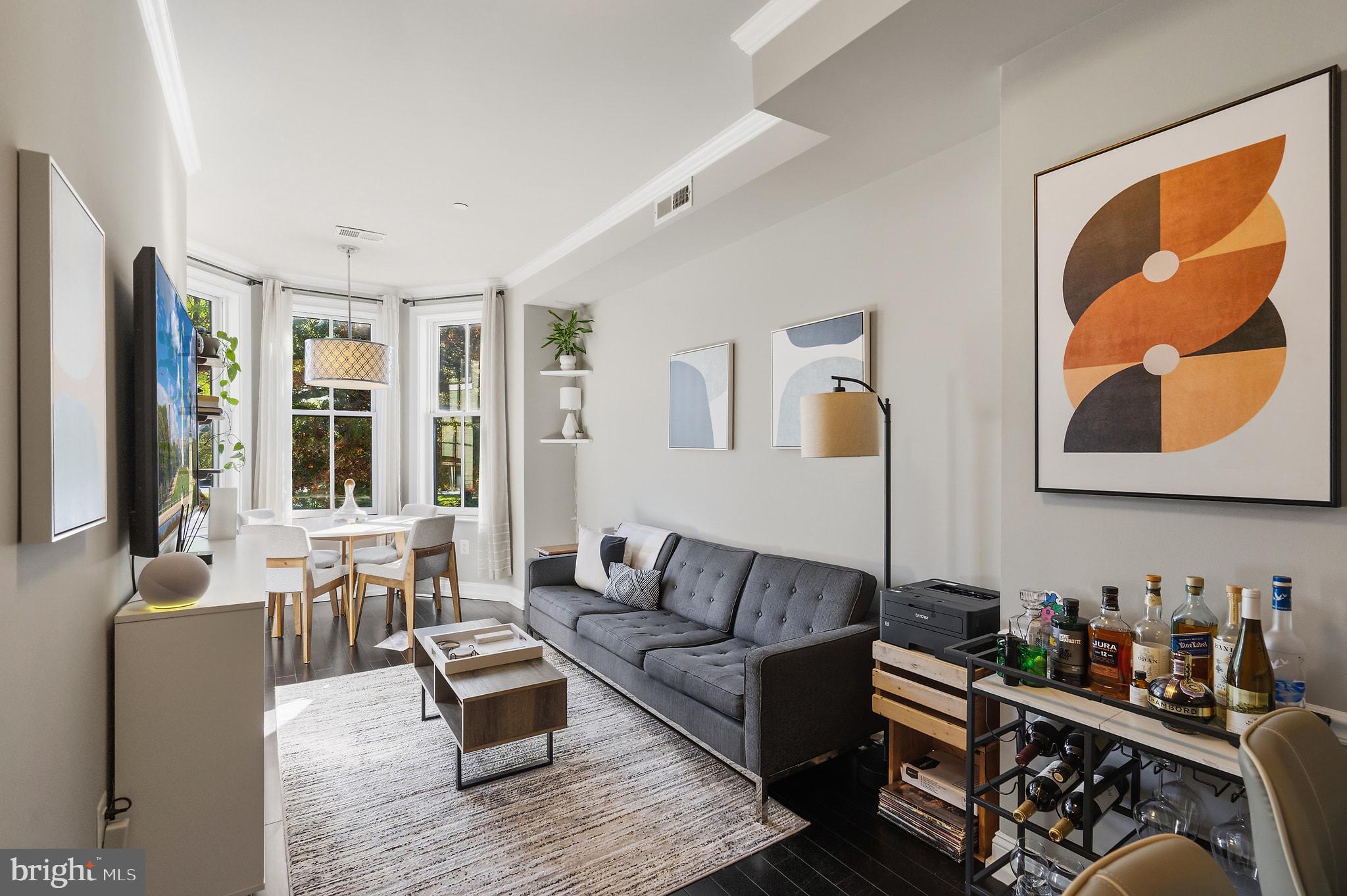 418 SEWARD SQUARE SE 2