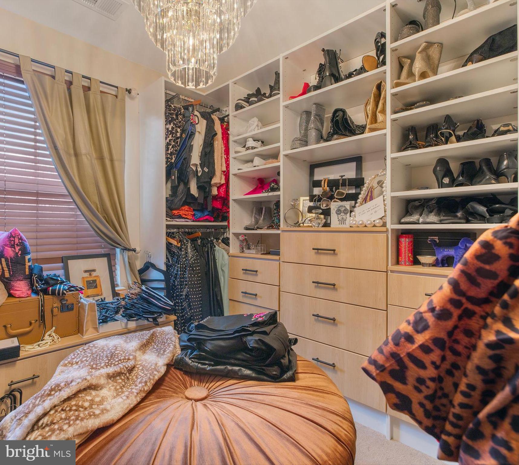 LINCOLNSHIRE> - Residential