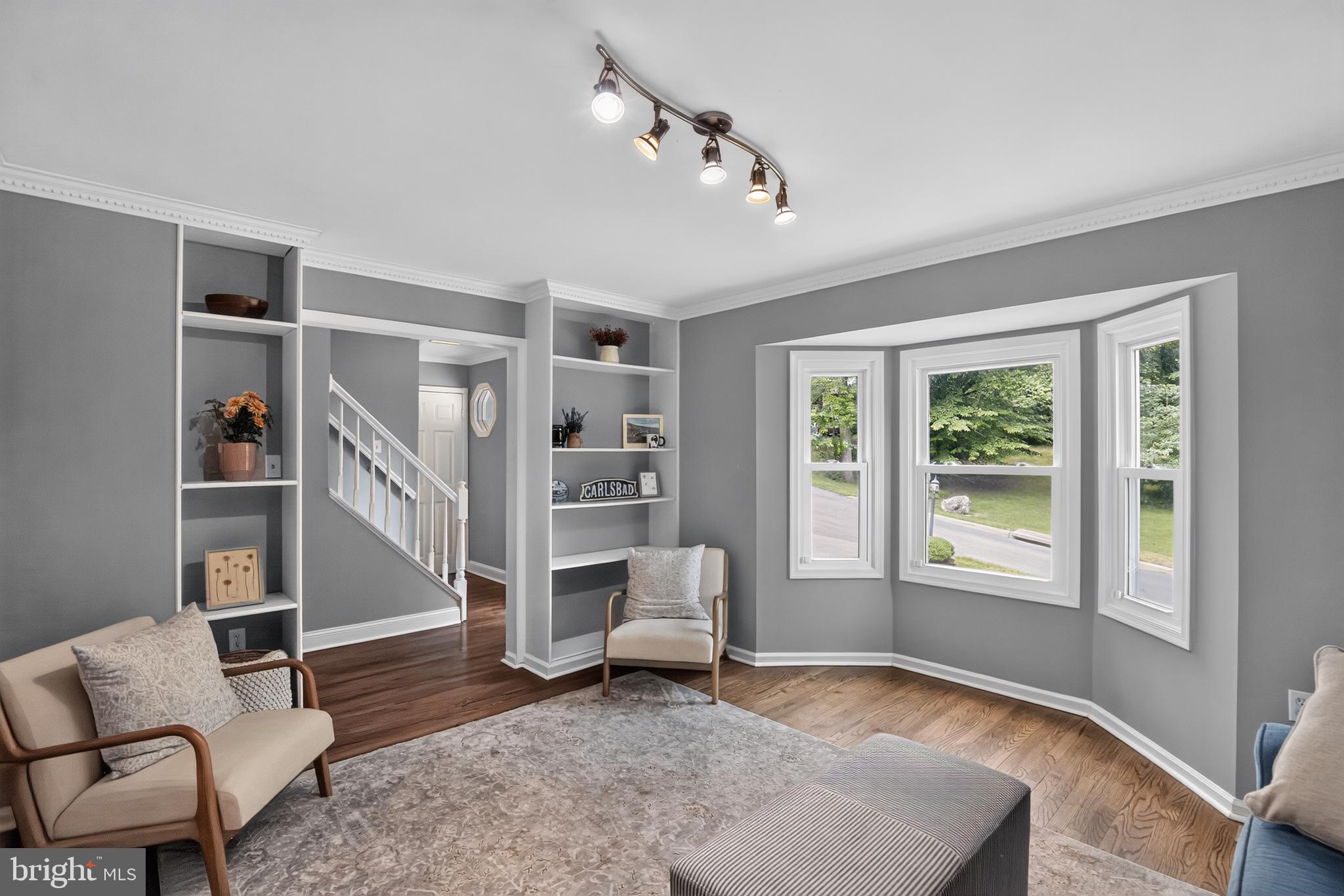 6801 LAKEPOINT OV
