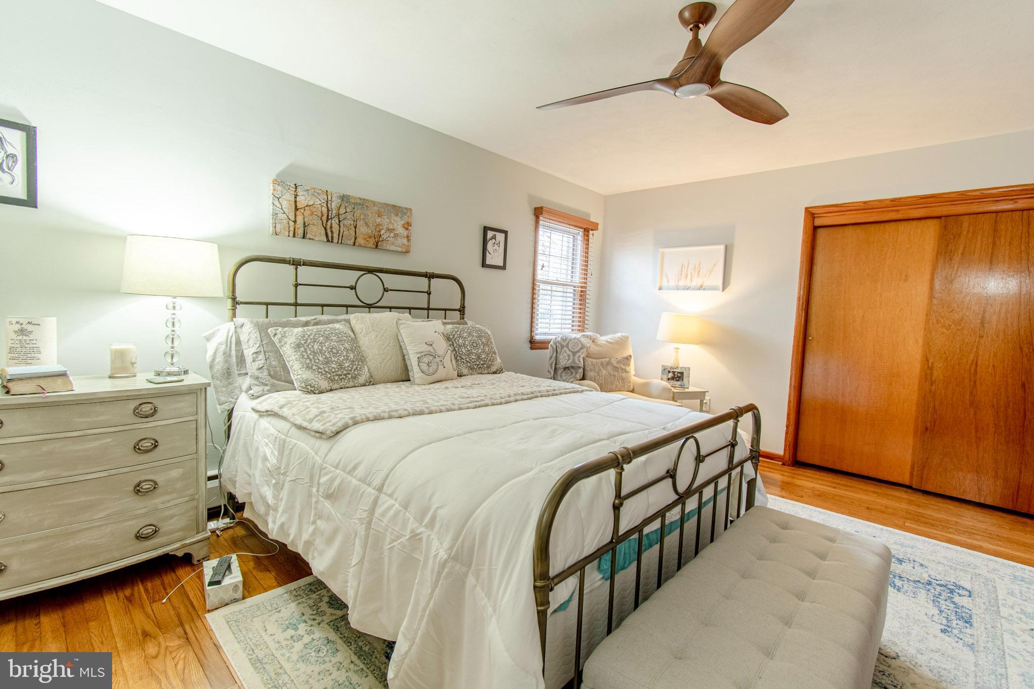 ALGONQUIN - Residential