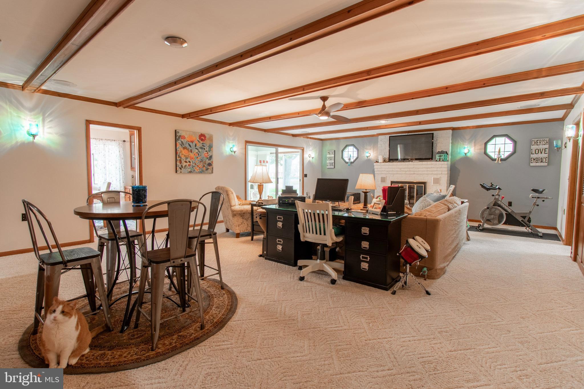 ALGONQUIN - Residential