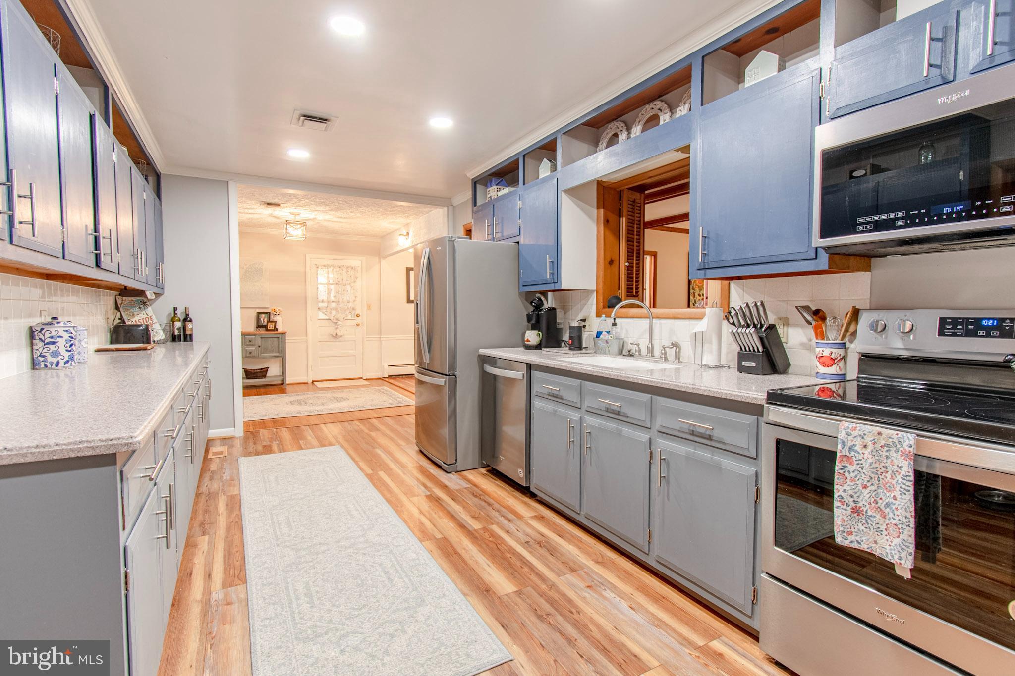 ALGONQUIN - Residential