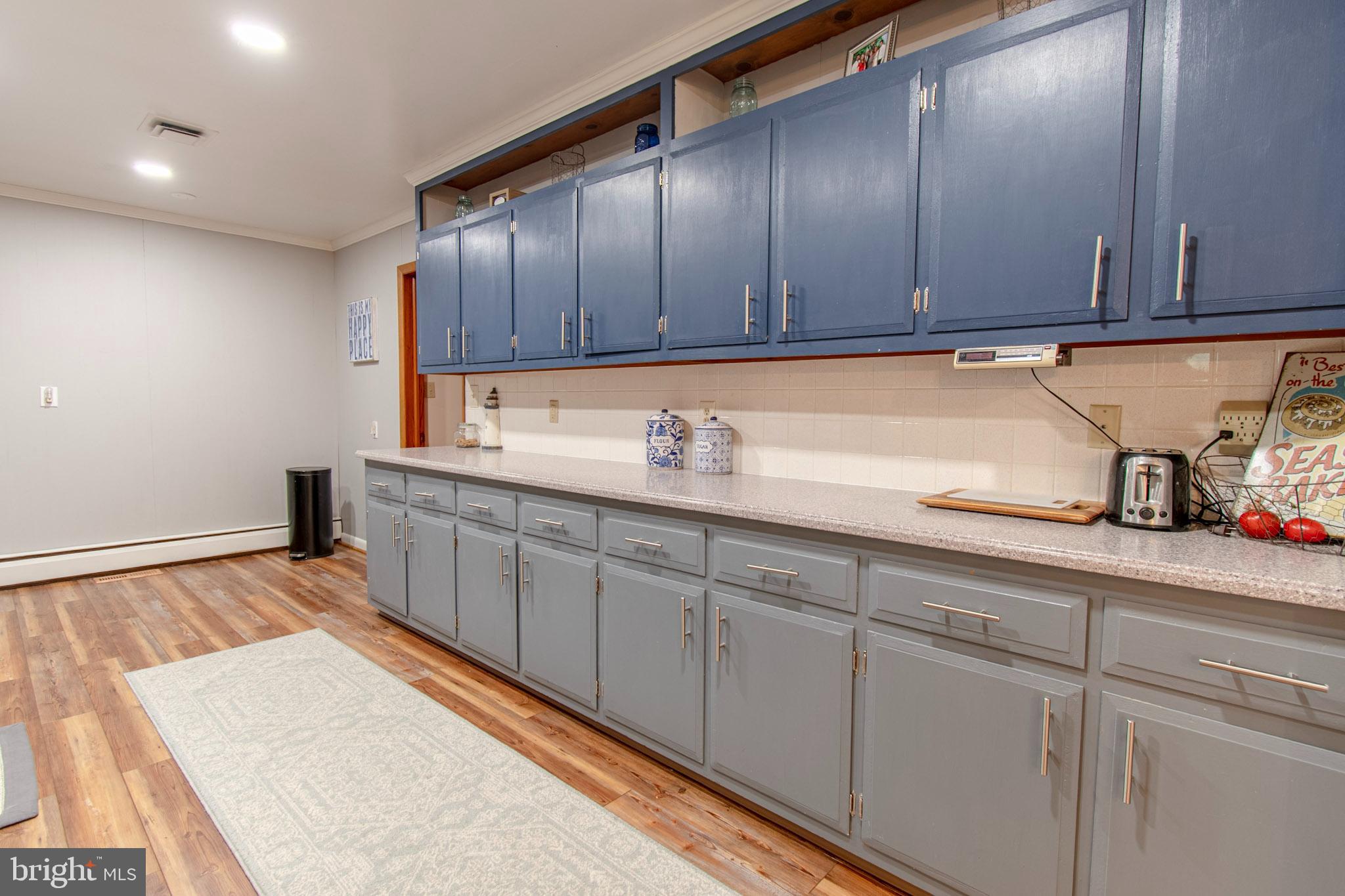 ALGONQUIN - Residential