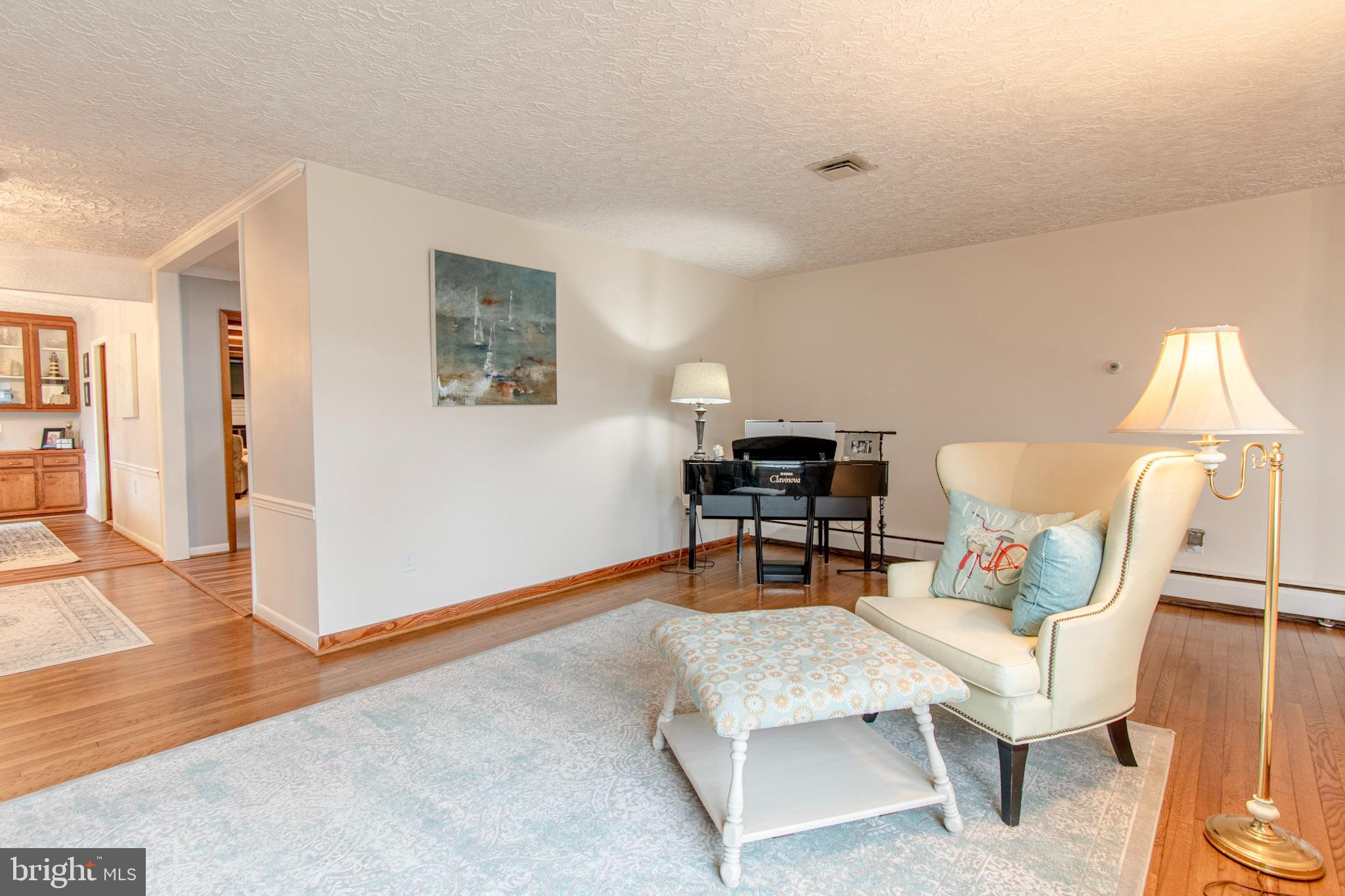 ALGONQUIN - Residential