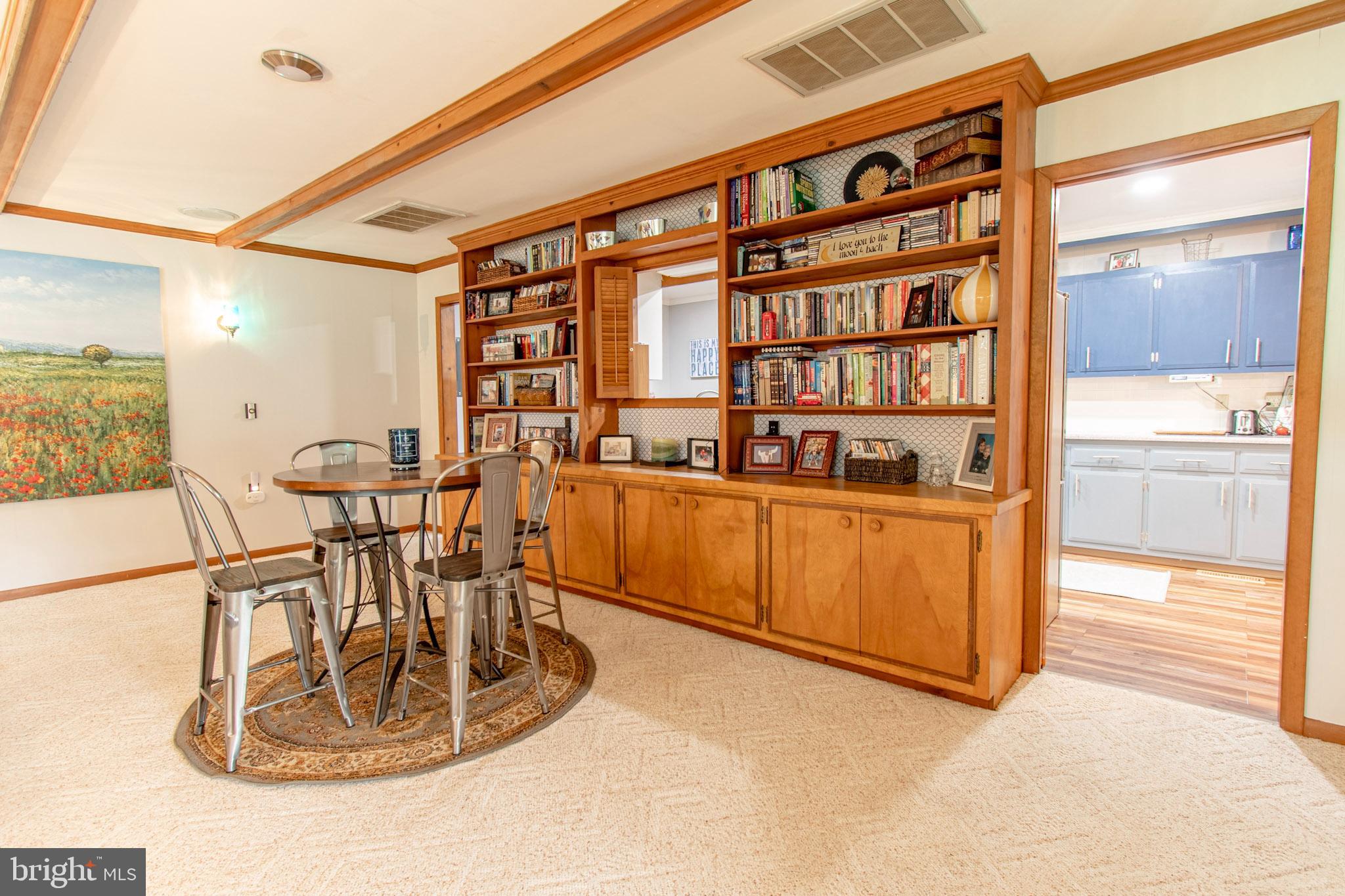 ALGONQUIN - Residential