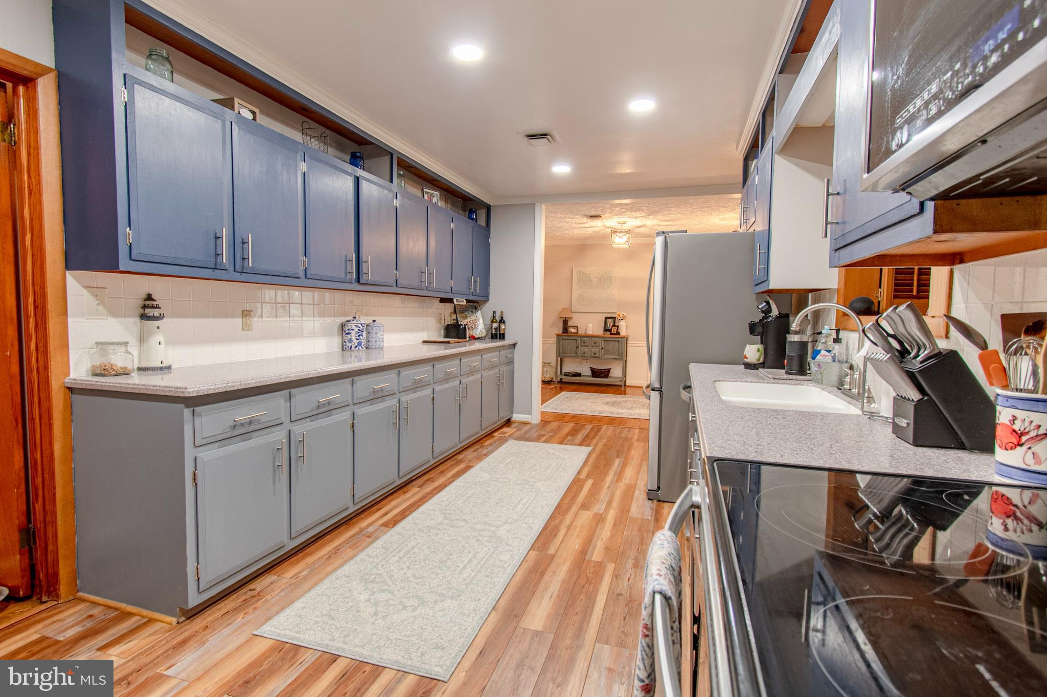 ALGONQUIN - Residential