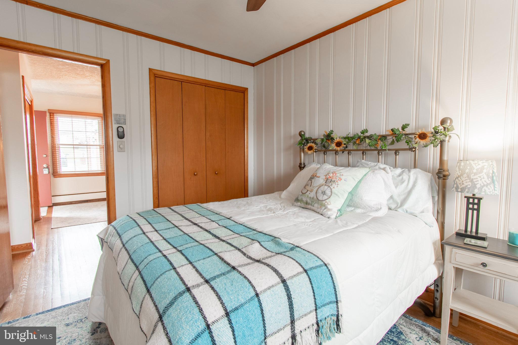 ALGONQUIN - Residential