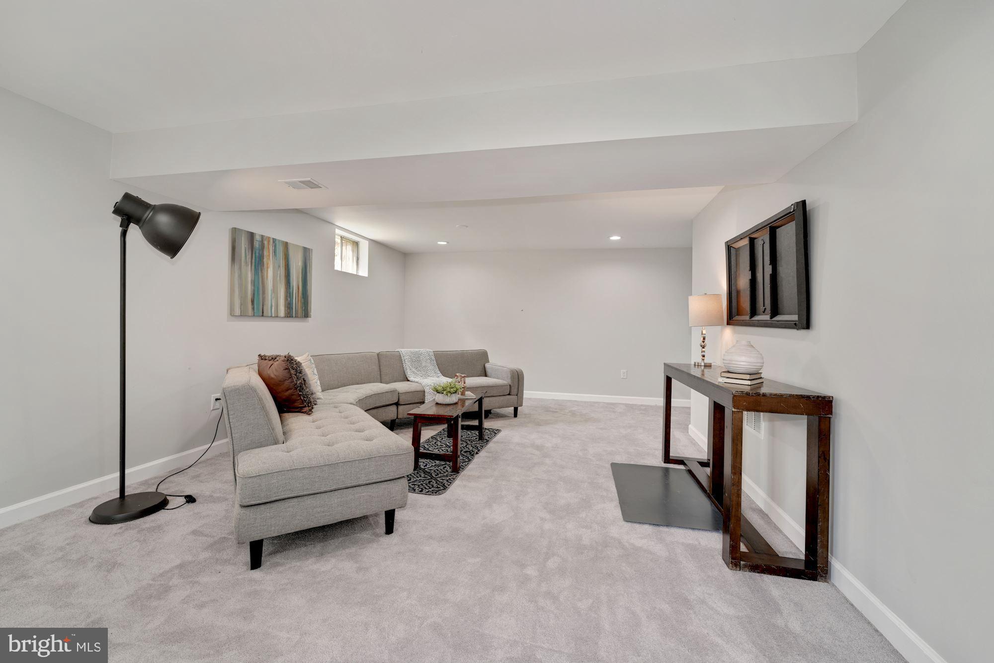 VILLAGE OF OAK GROVE - Residential