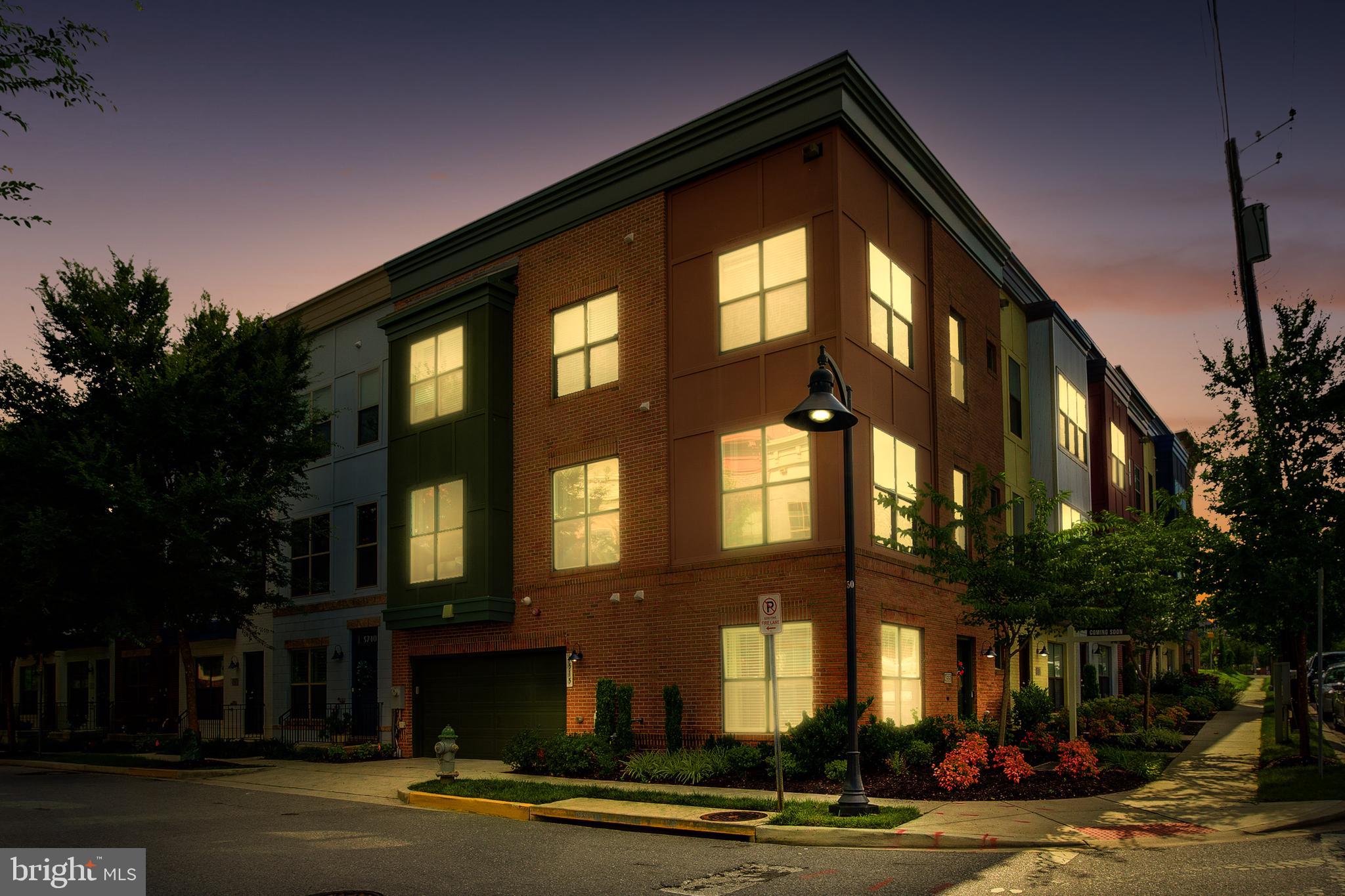 EYA ARTS DISTRICT - Residential