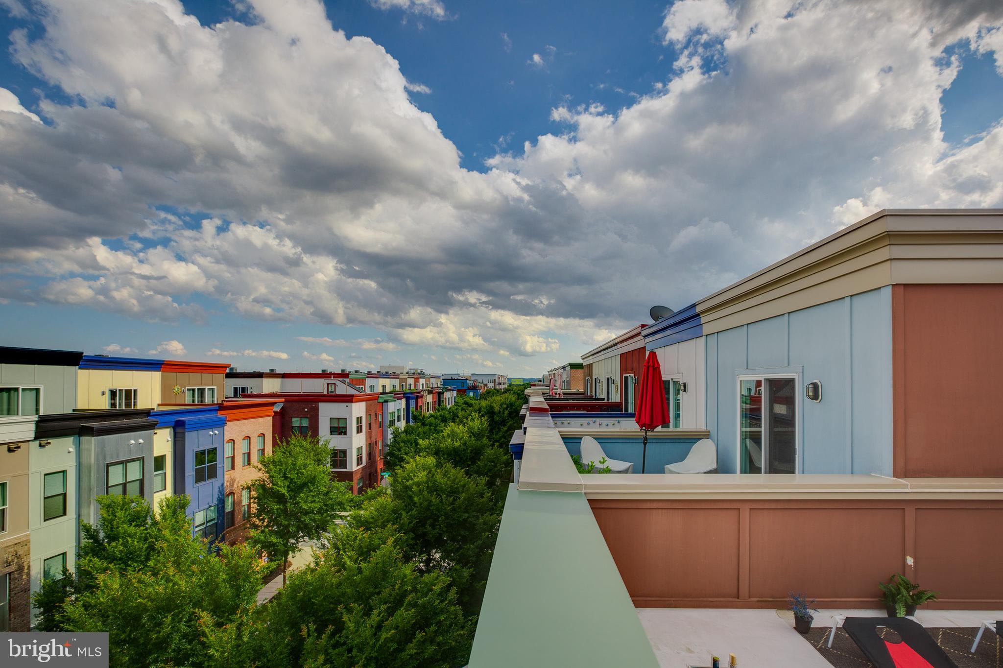 EYA ARTS DISTRICT - Residential