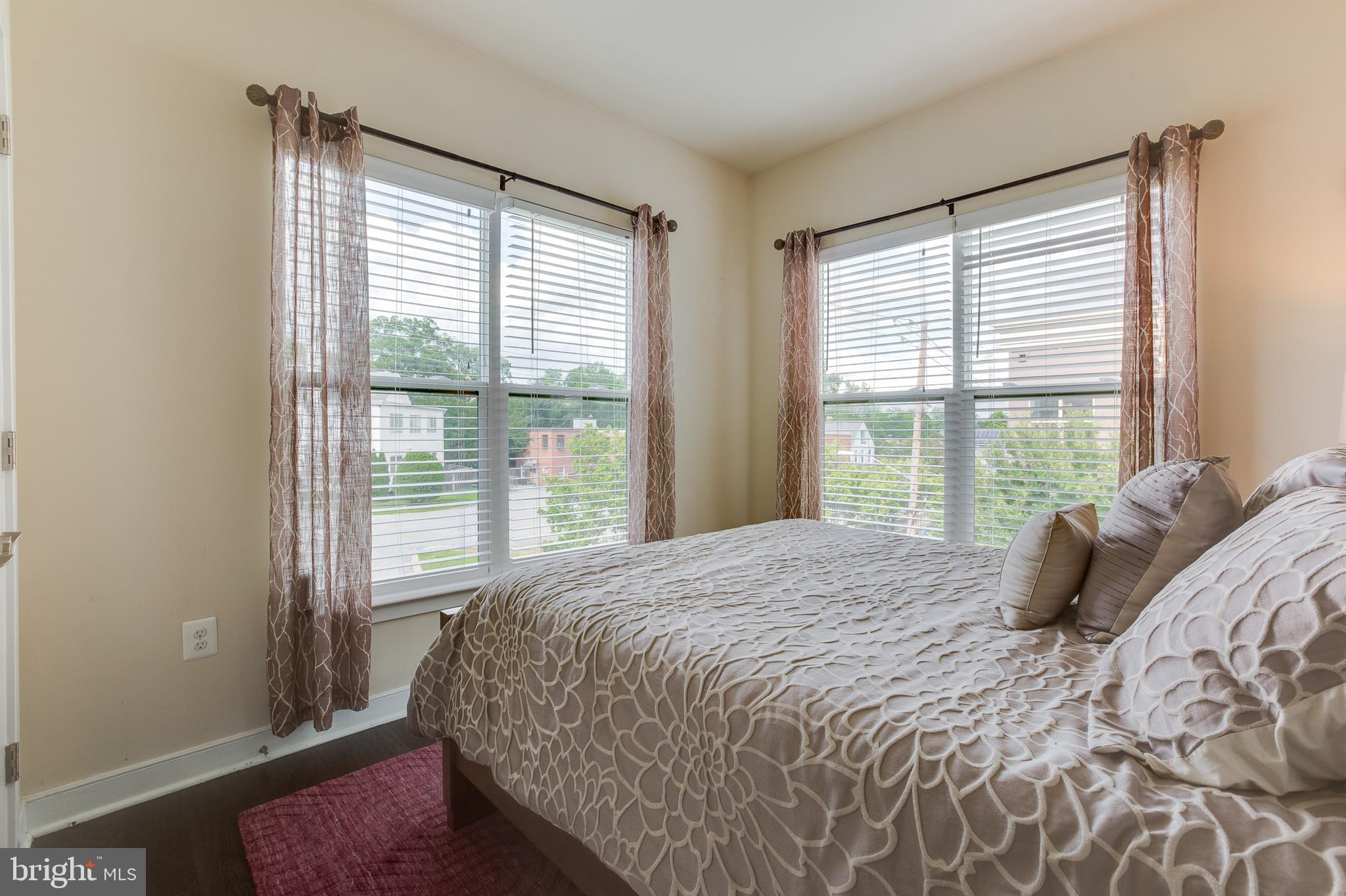 EYA ARTS DISTRICT - Residential