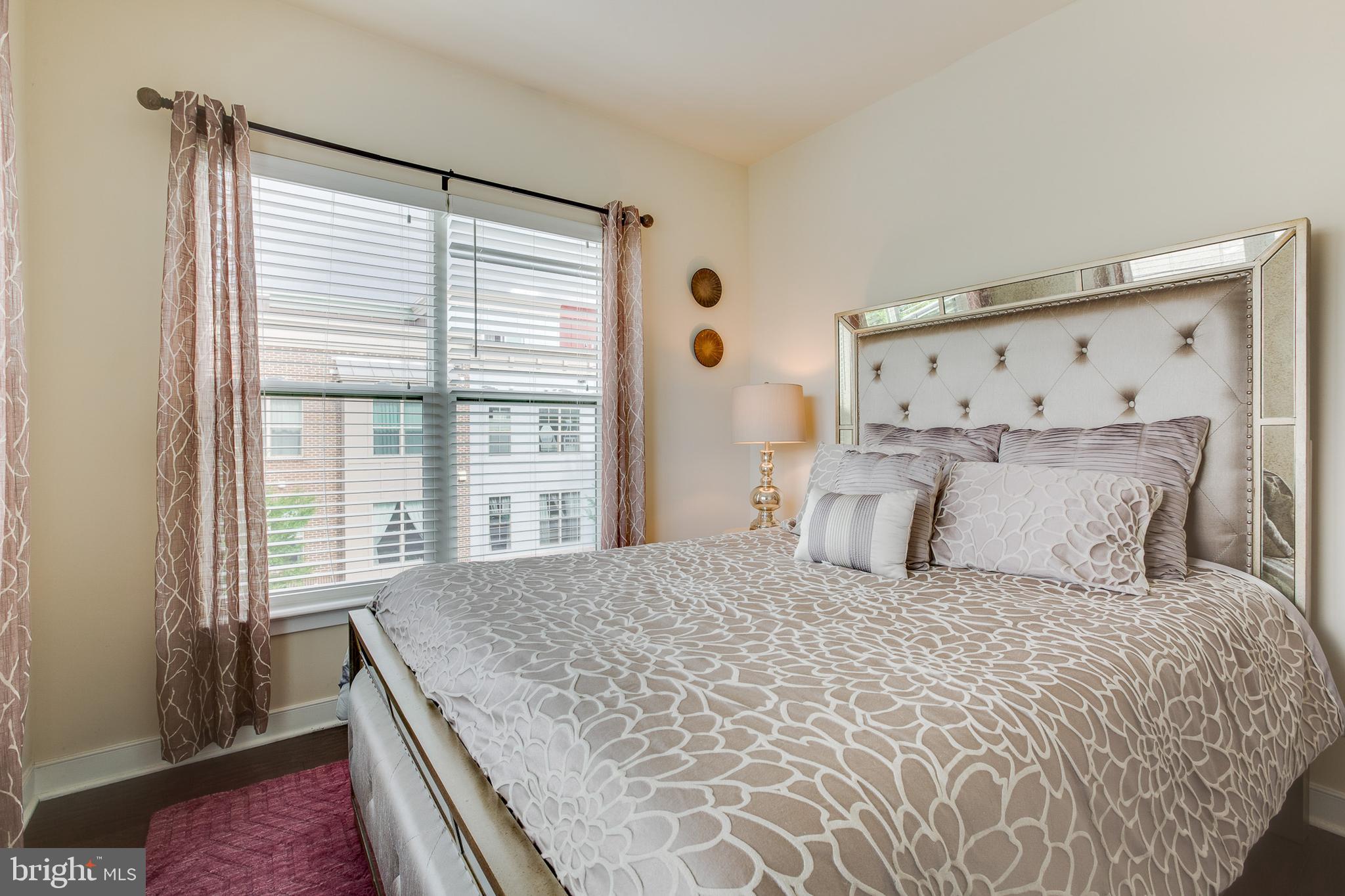 EYA ARTS DISTRICT - Residential