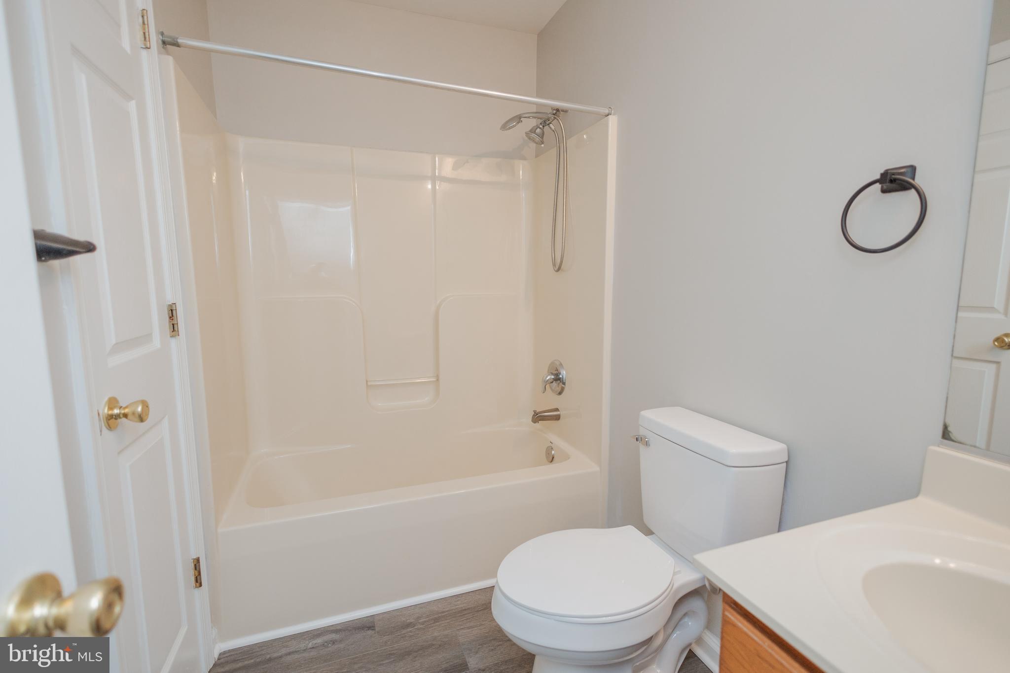 BUNKER HILL TOWNHOMES - Residential