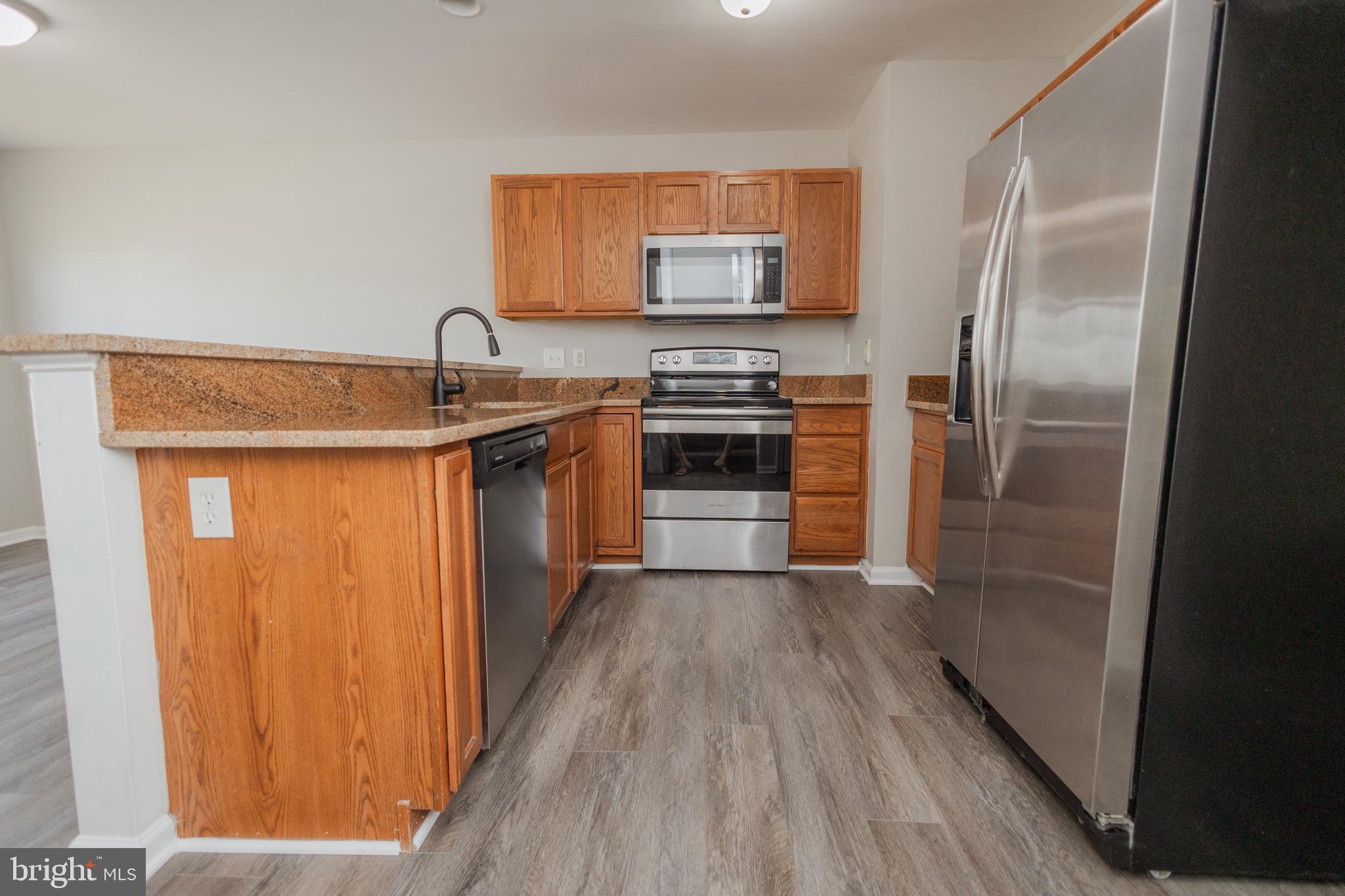 BUNKER HILL TOWNHOMES - Residential