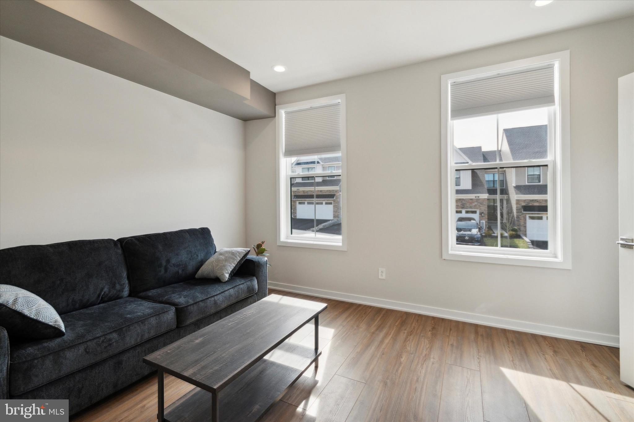 FRANKLIN STATION - Residential