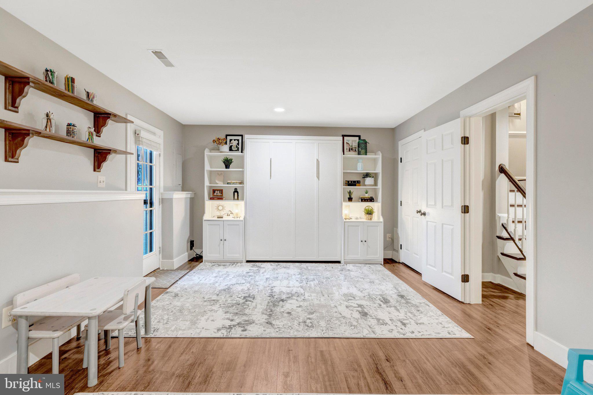 SPRINGFIELD - Residential