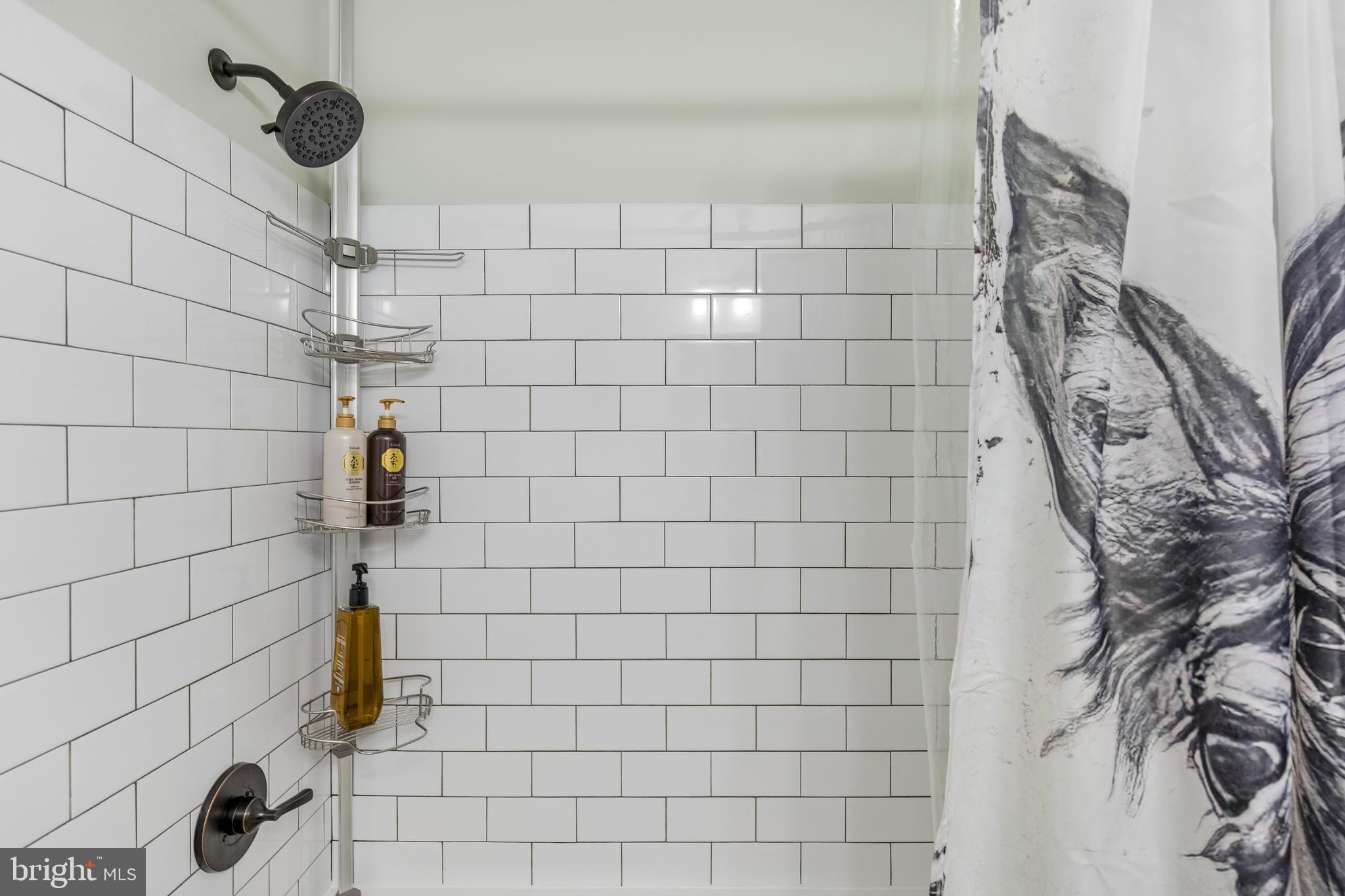 OXFORD OF BLUE BELL - Residential