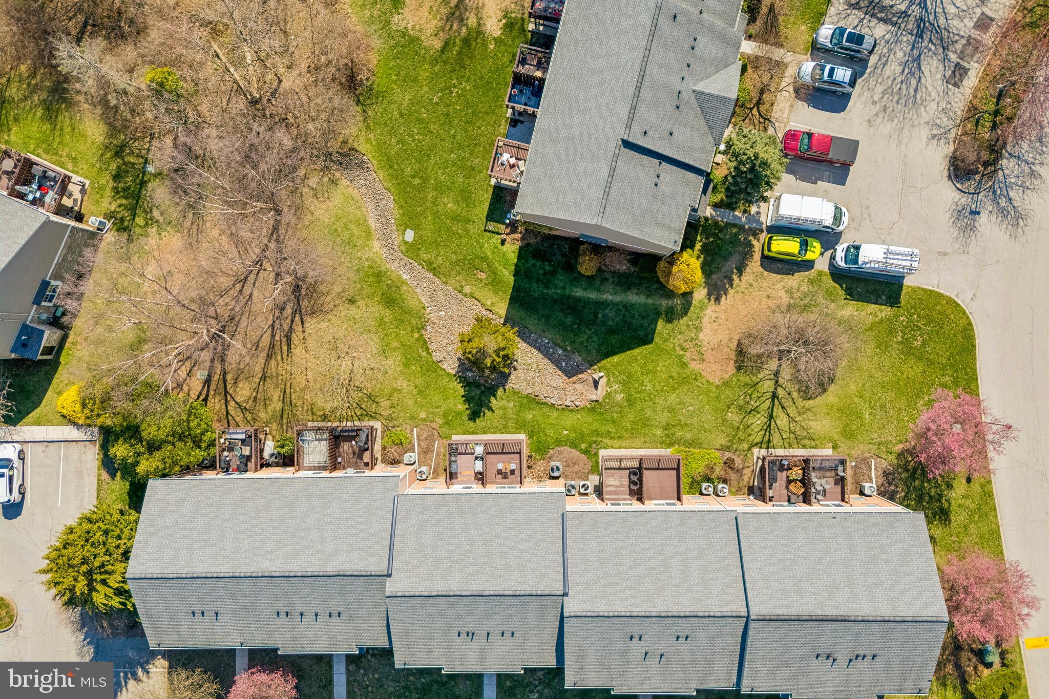 OXFORD OF BLUE BELL - Residential