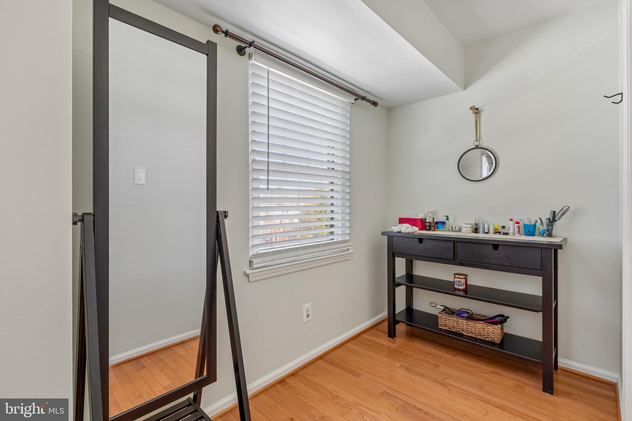 OXFORD OF BLUE BELL - Residential