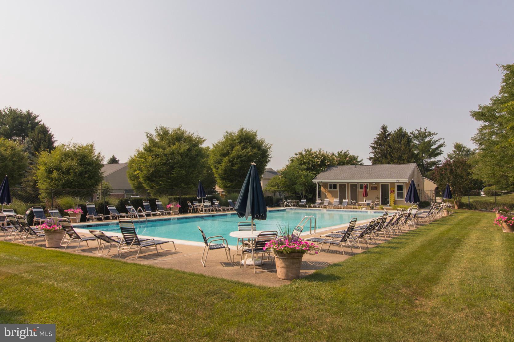 OXFORD OF BLUE BELL - Residential