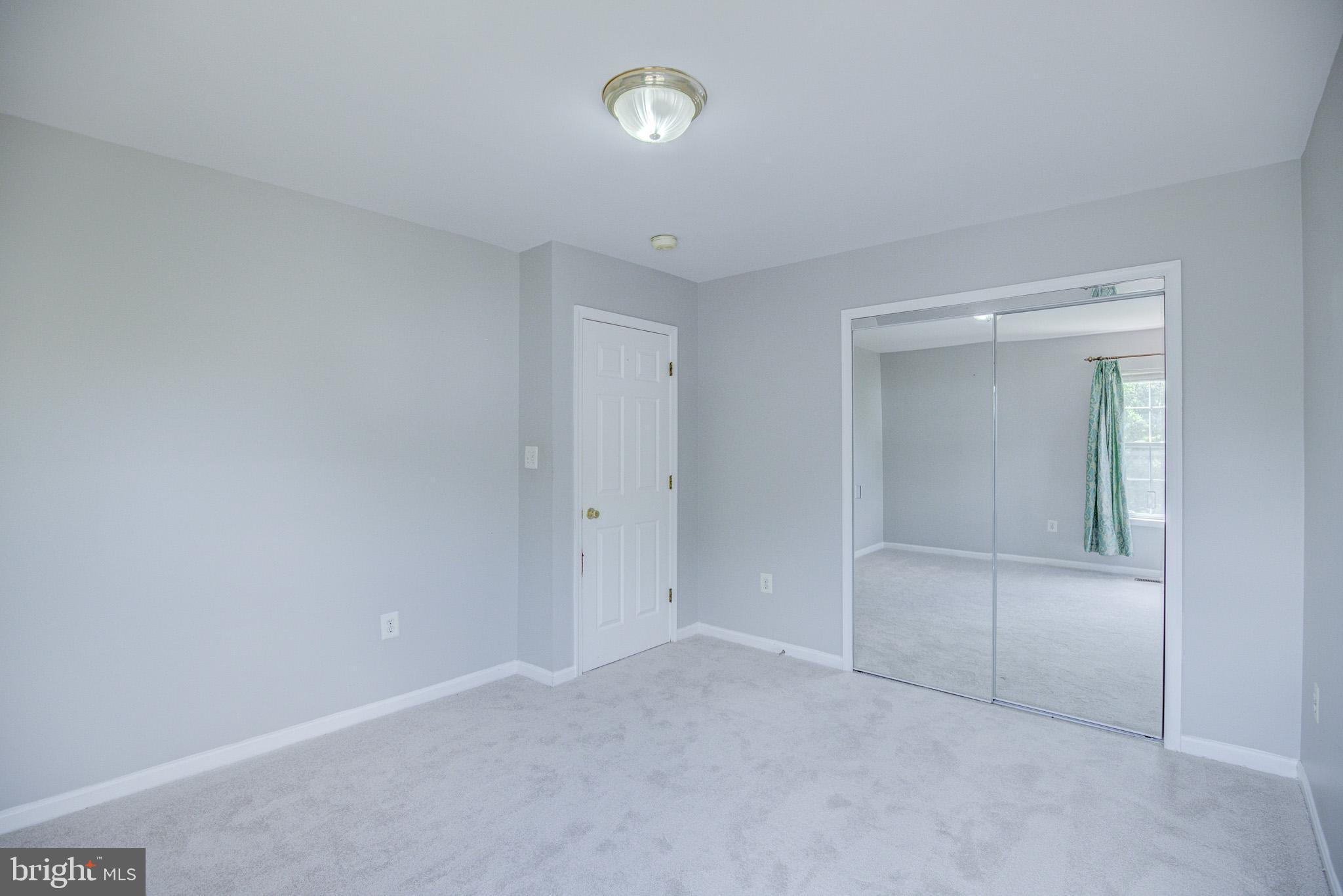 BLOOMS CROSSING - Residential