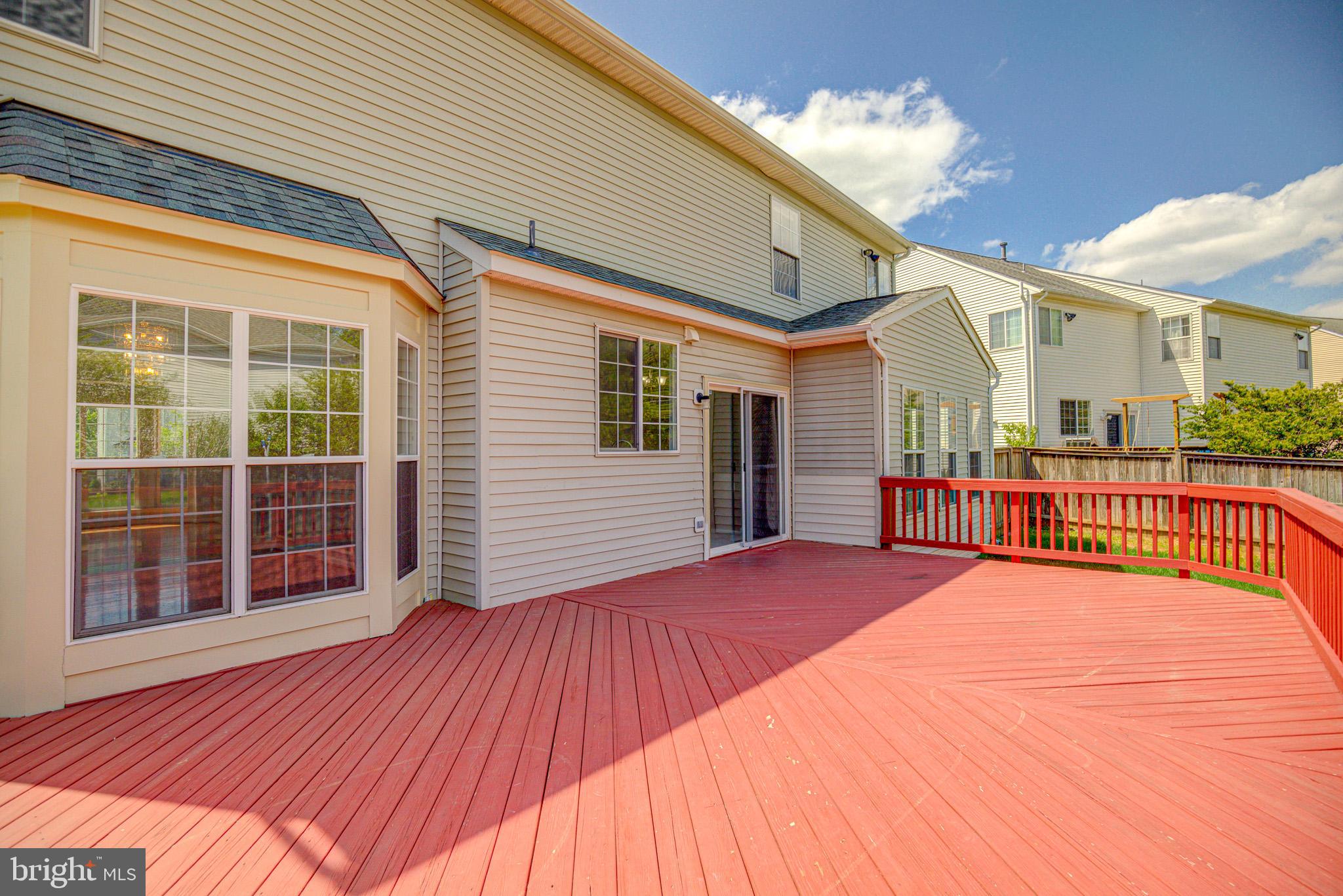 BLOOMS CROSSING - Residential